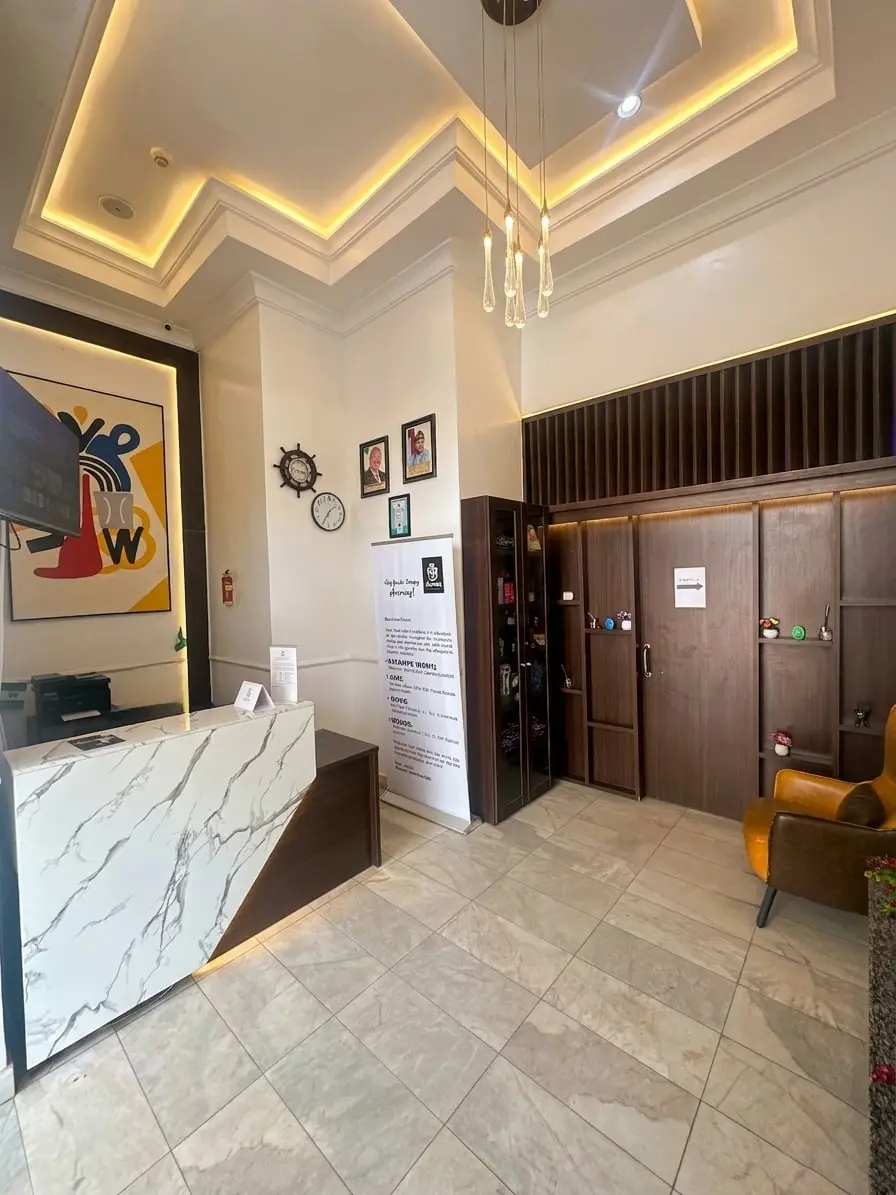 In-Room Dining 4
